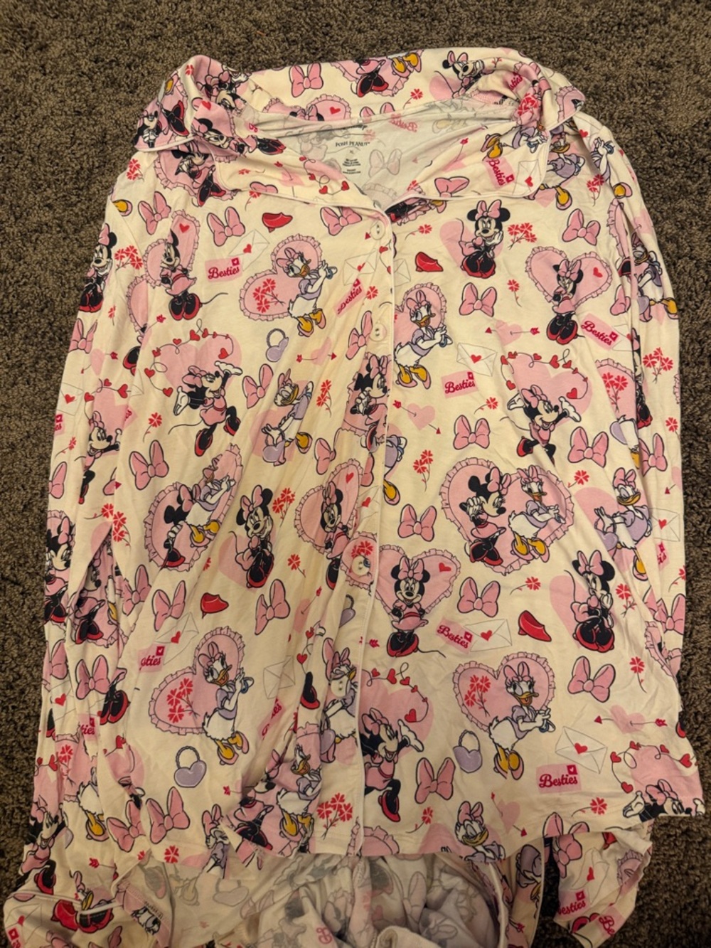 NWOT POSH PEANUT Disney Minnie & Daisy Galentine's women’s pajamas - XL - Picture 4 of 5